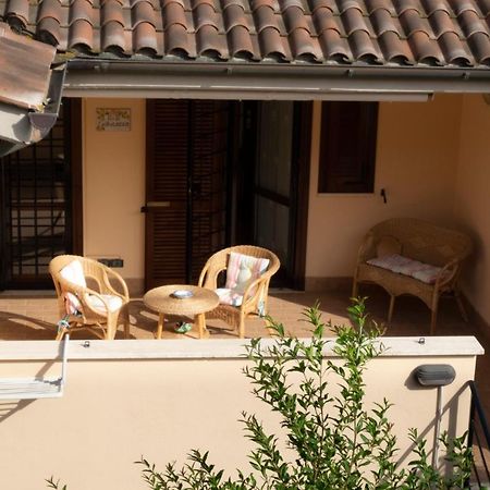 Bed and Breakfast L'Albicocco Ladispoli Esterno foto